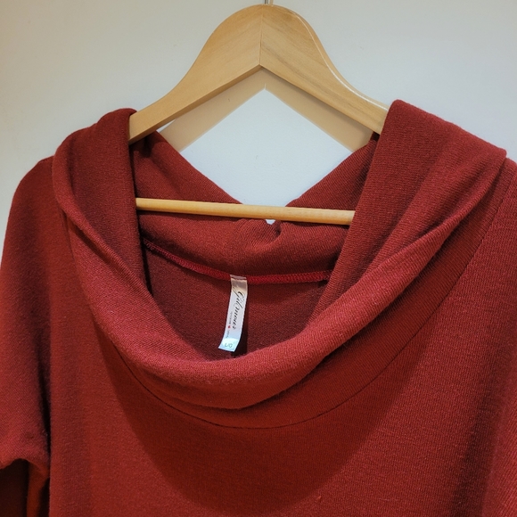 Red Cowlneck Tunic Sweater Made in Canada - Picture 4 of 5